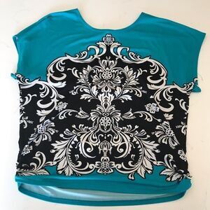 ⚜️Claudia Richard Top⚜️6 For $25